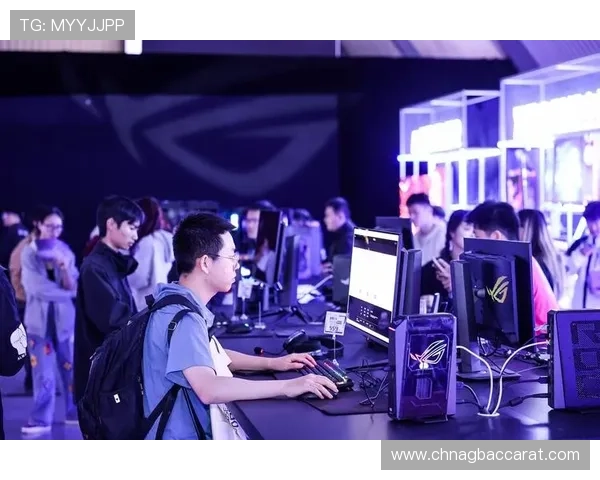 真人竞技场支持多角色切换多角度体验全方位战斗视觉冲击